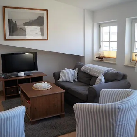 Maritim Eingerichtete Mit Balkon, 2 Fernsehern Апартаменты Кюлунгсборн