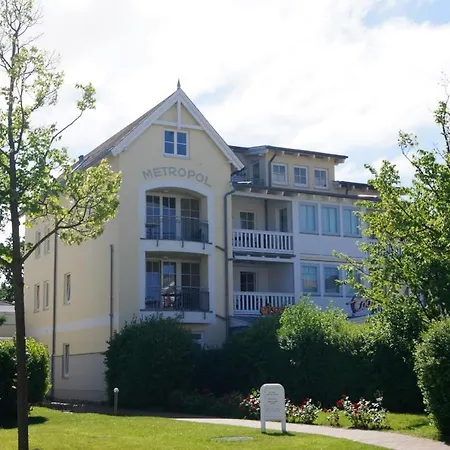 Maritim Eingerichtete Mit Balkon, 2 Fernsehern