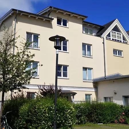Maritim Eingerichtete Mit Balkon, 2 Fernsehern Appartement *