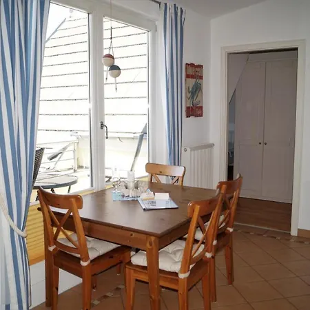 Maritim Eingerichtete Mit Balkon, 2 Fernsehern Appartement Ostseebad Kühlungsborn